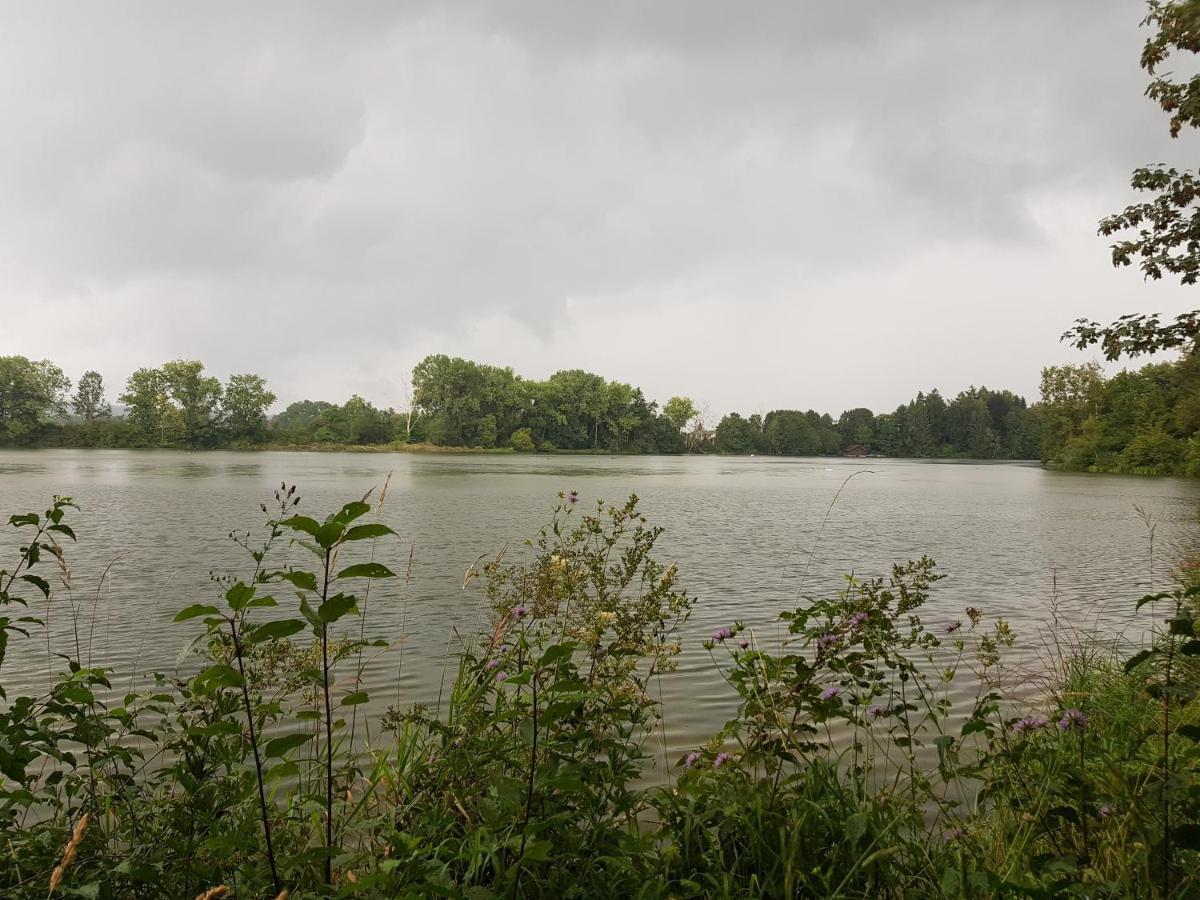 Stille X Weite - Hochwertige Wohnung Mit See-Panorama Kronburg Eksteriør bilde