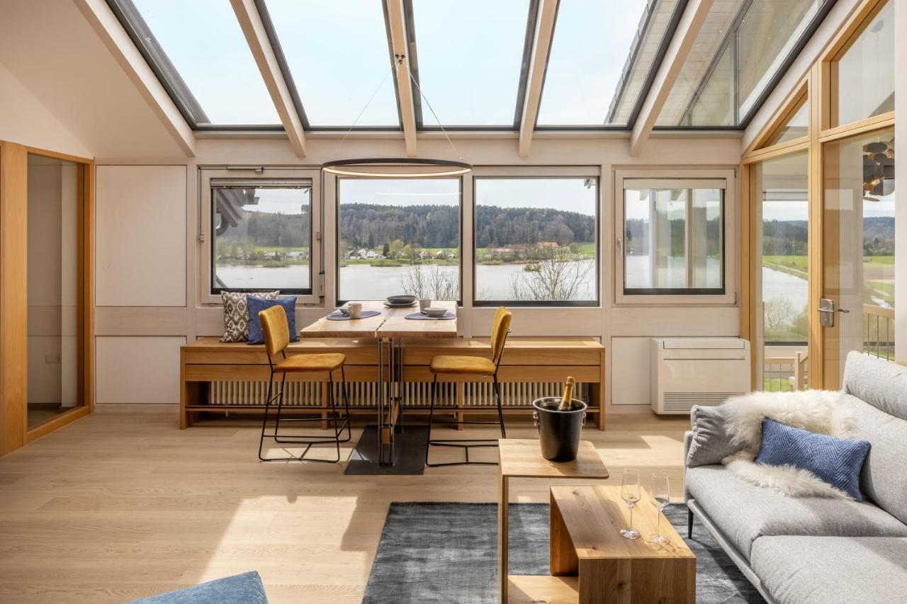 Stille X Weite - Hochwertige Wohnung Mit See-Panorama Kronburg Eksteriør bilde