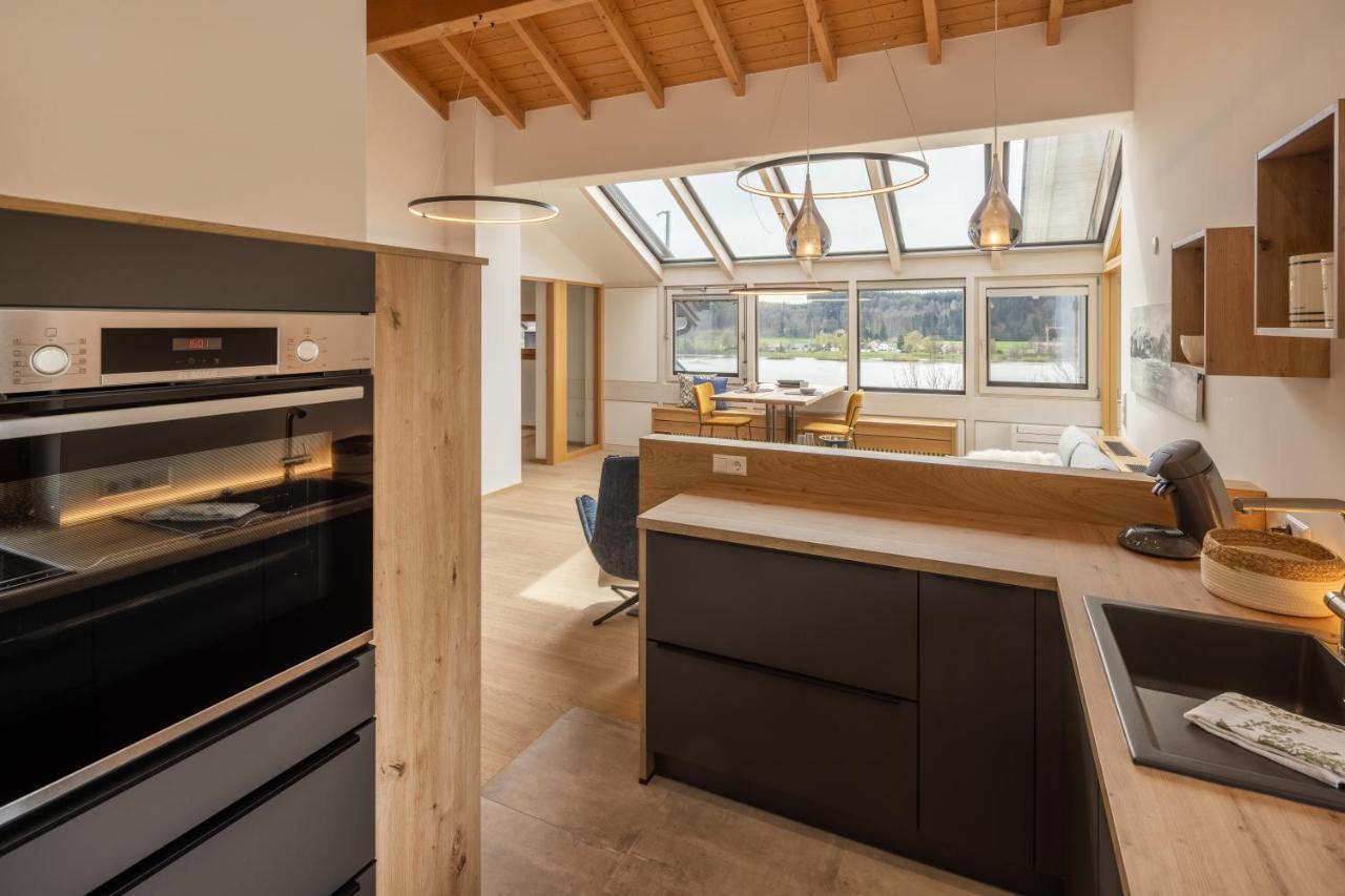 Stille X Weite - Hochwertige Wohnung Mit See-Panorama Kronburg Eksteriør bilde