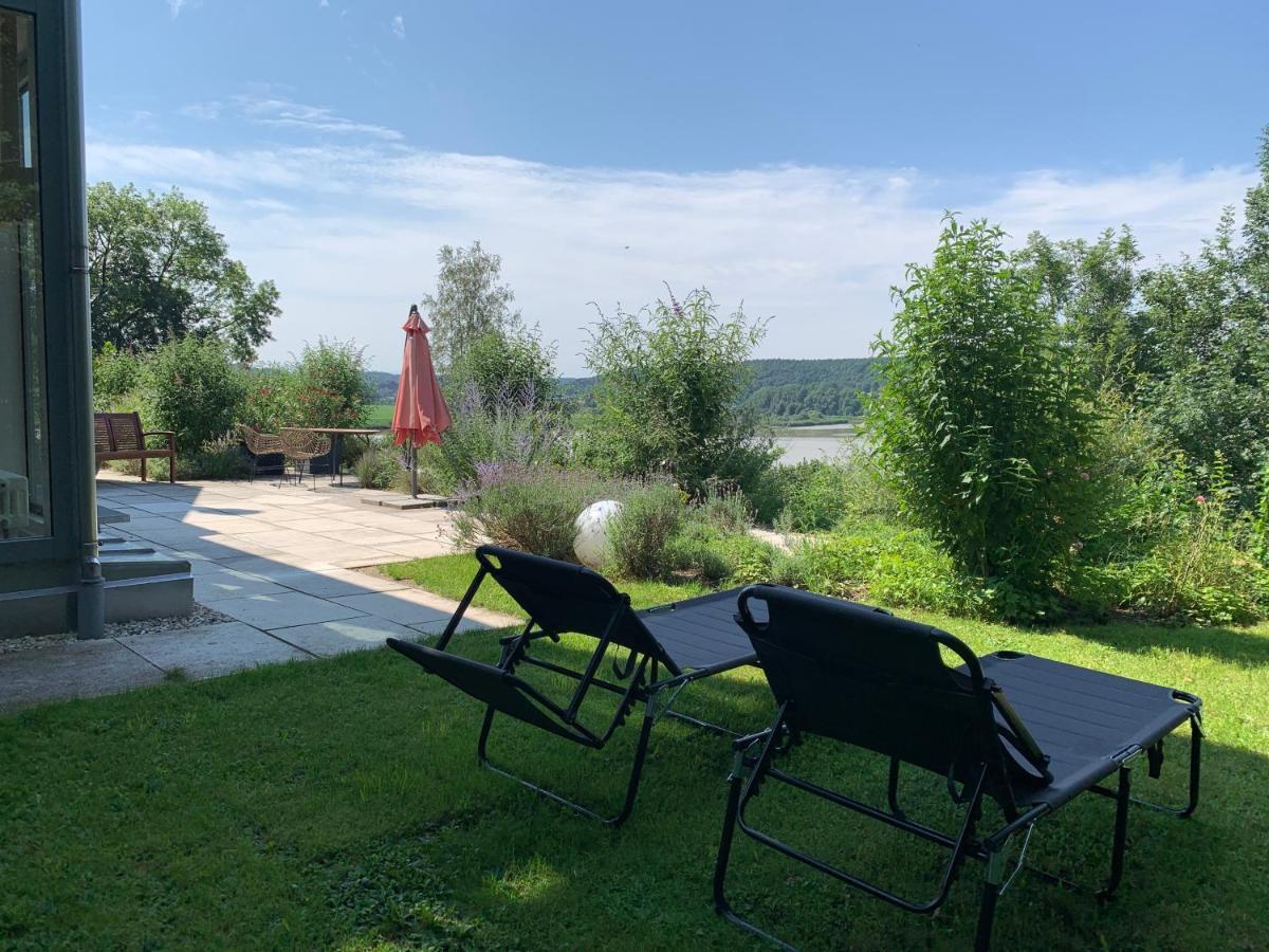 Stille X Weite - Hochwertige Wohnung Mit See-Panorama Kronburg Eksteriør bilde